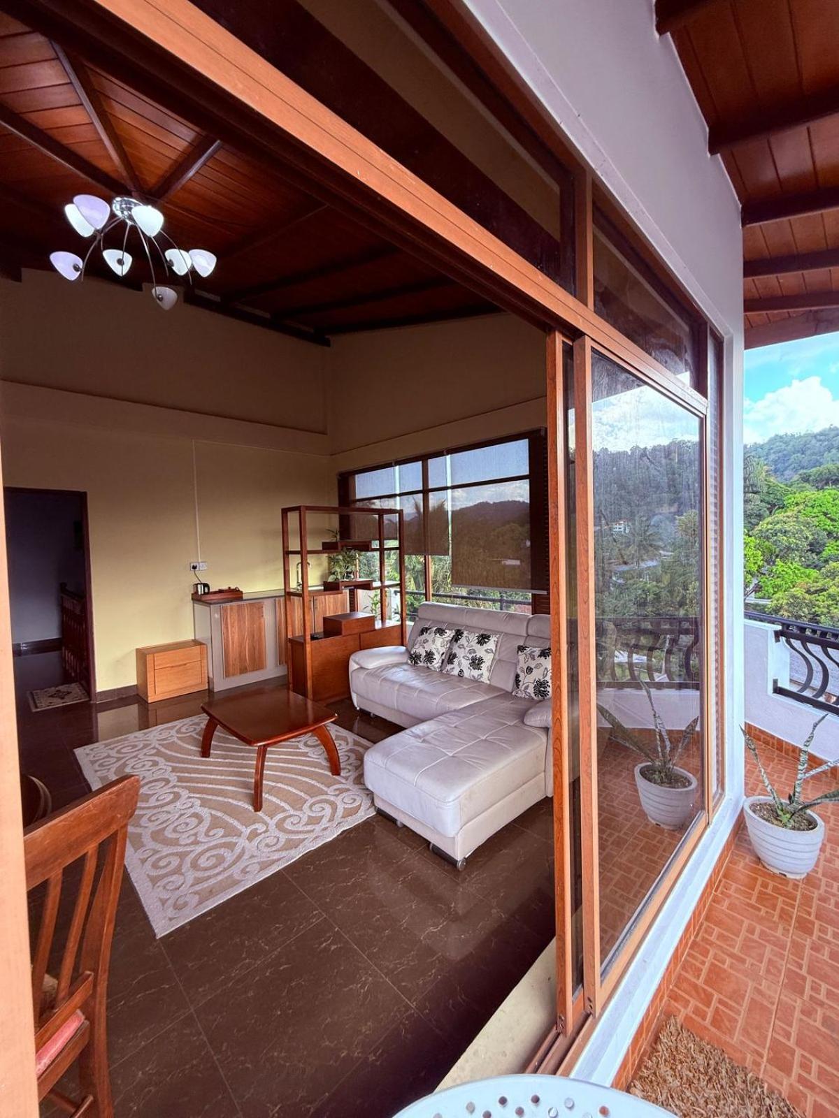 Resident View Homestay Kandy Exterior foto